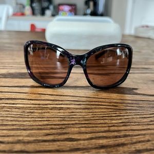 Oakley women’s sunglasses